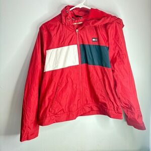Tommy Hilfiger Water-Resistant Hooded Regatta Jacket in red size medium